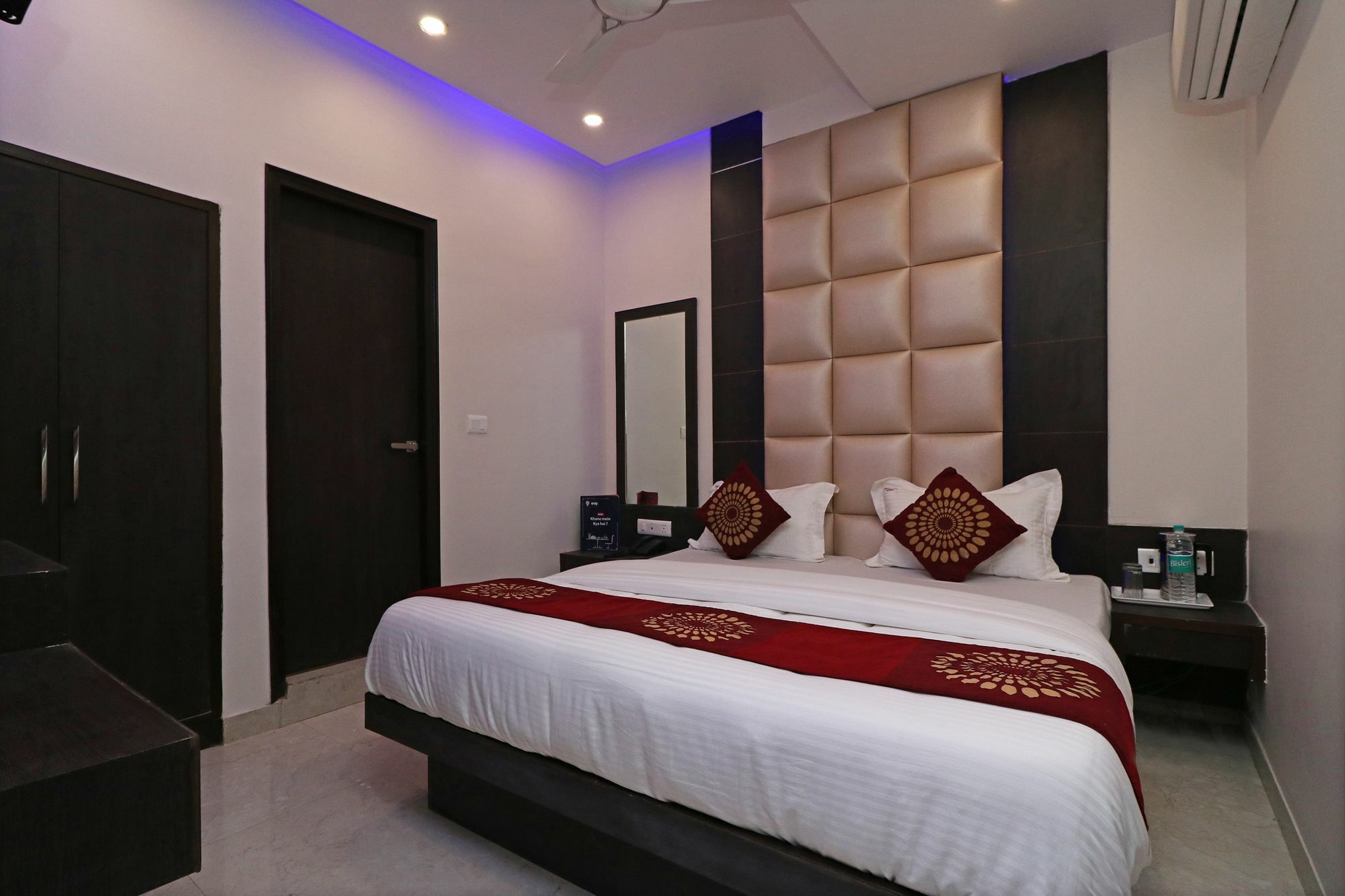 OYO 11593 Hotel Aman Guest House Neu-Delhi Exterior foto